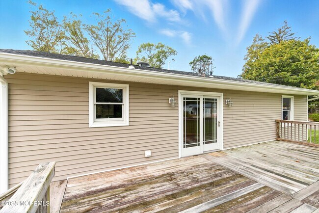 Building Photo - 501 Silverton Rd