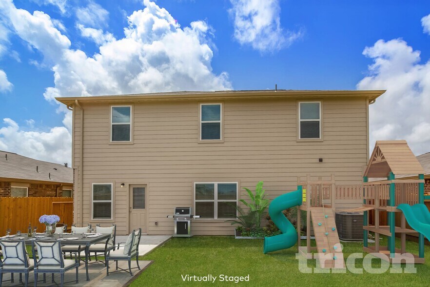 Building Photo - 520 Red Dusk Paint Dr