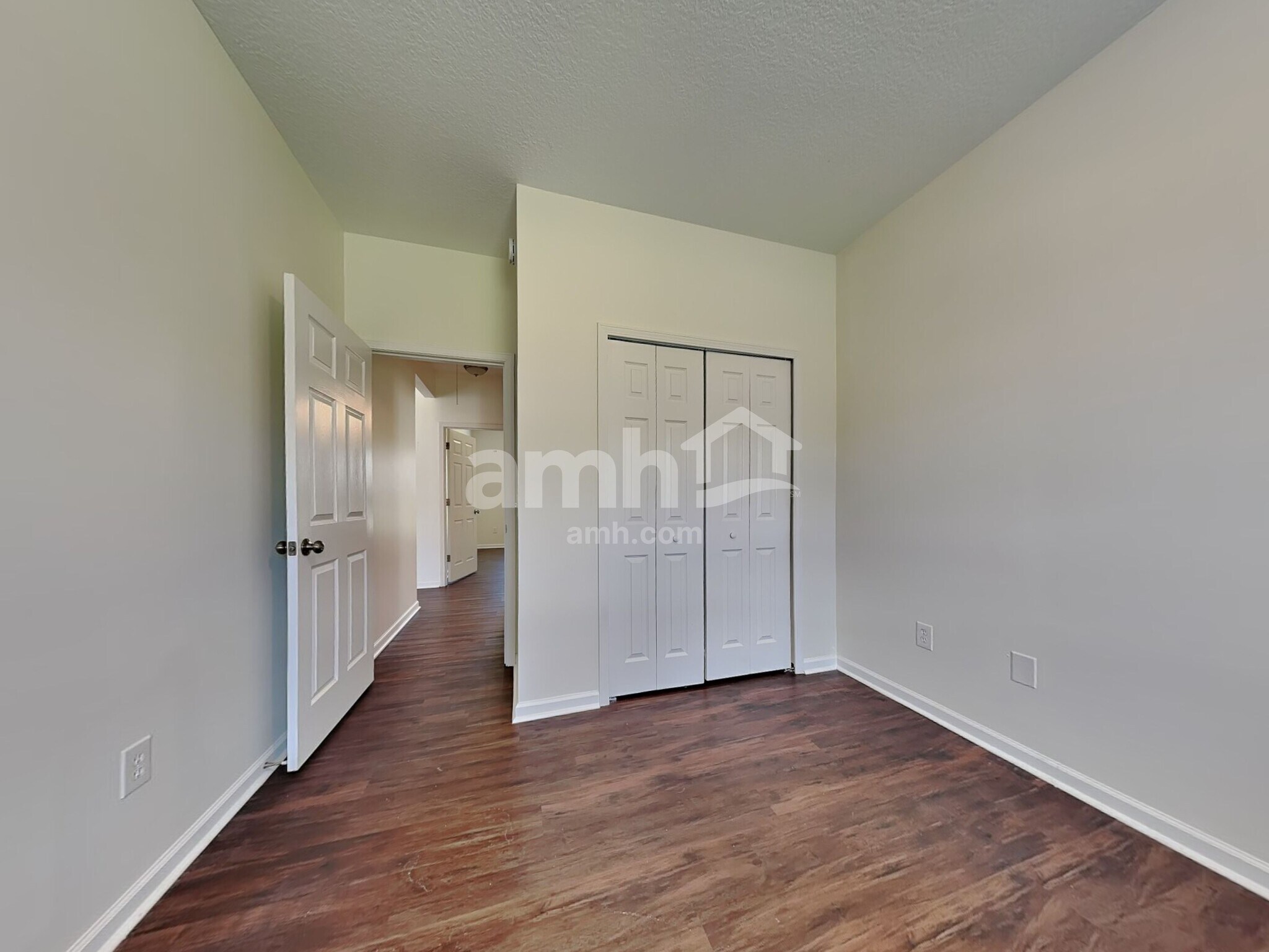 Building Photo - 632 Stonebridge Cir