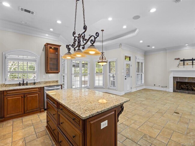 Building Photo - 3900 Turning Leaf Loop