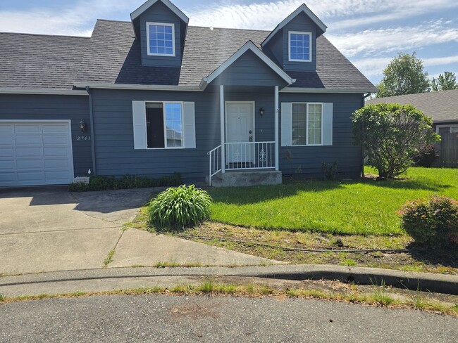 3 bed 2 bath Home for Rent in Grants Pass - 3 bed 2 bath   Home for Rent in Grants Pass