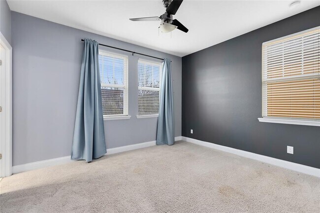 Building Photo - 8450 Laureate Blvd