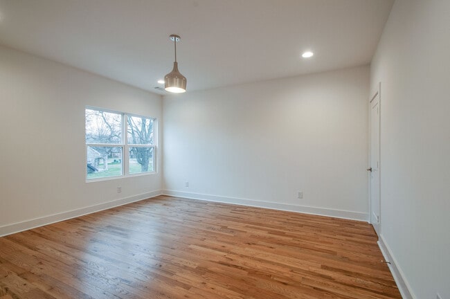 Building Photo - 3107 Mc Combs Ave