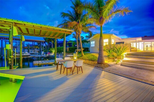 Building Photo - 807 Snug Island