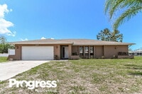 Building Photo - 25353 Doredo Dr