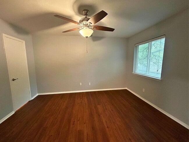 Building Photo - 8210 Bent Tree Rd