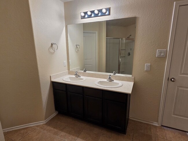 Building Photo - 19115 Shire Horse Blvd