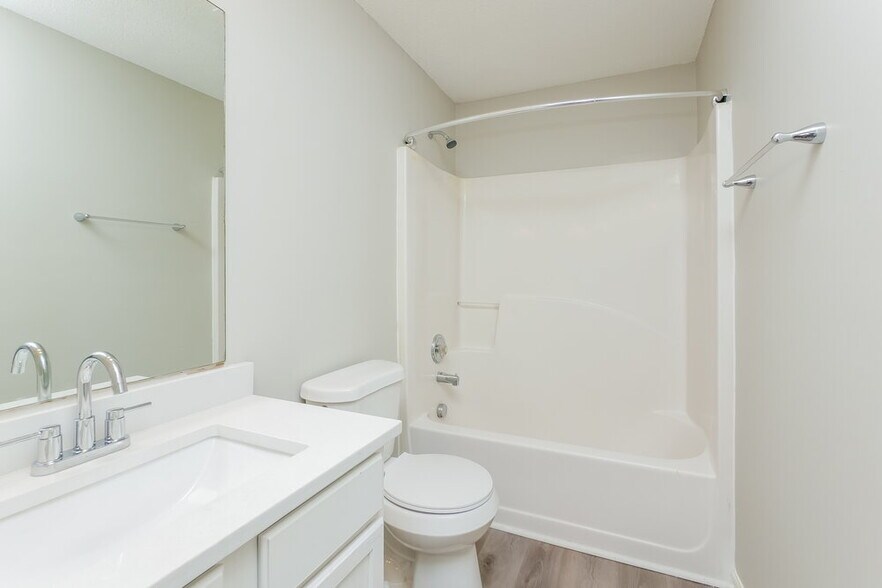 Building Photo - 5376 Sand Bar Ln