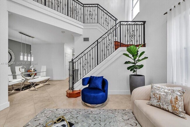 Building Photo - 773 SW 120th Ave