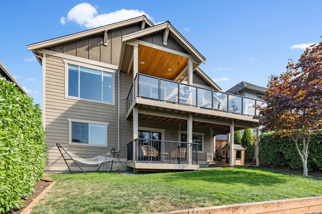 Building Photo - 3309 Stonecrop Way