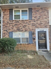 Building Photo - 1248 Grove Park Ln