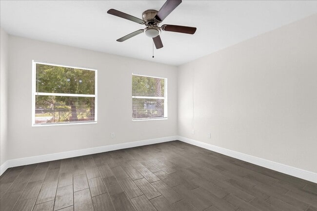 Building Photo - FOR RENT!!! BEAUTIFUL AND FULLY REHABBED 2 BED 2 BATH SINGLE FAMILY HOME (MOVE IN SPECIAL)...