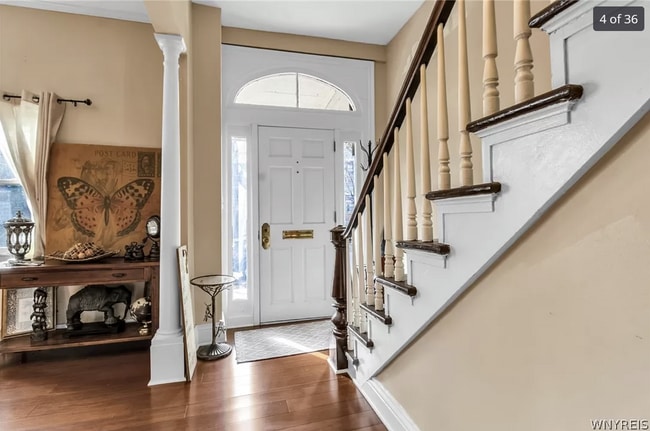 Entry Way - 61 Park St