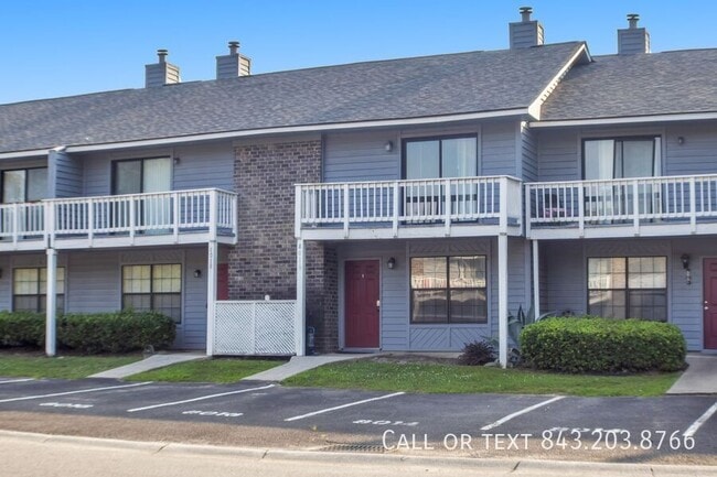 Primary Photo - Break Lease ---- 8016 Thelen St-