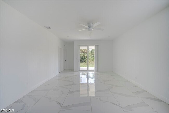 Building Photo - 3306 56th St W