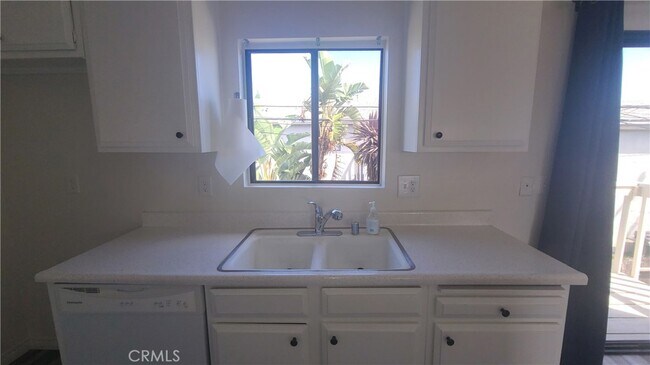 Building Photo - 34042 Alcazar Dr