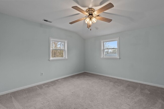 Building Photo - NEW RENTAL ALERT: Beautiful 4-Bed Home in Hampton — Available NOW!