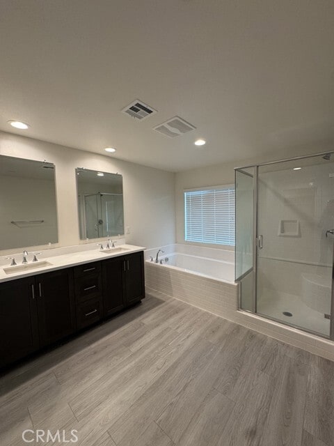 Building Photo - 27861 Solitude Ave