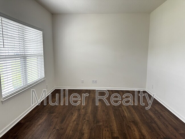 Building Photo - 6048 Bayonet Ln