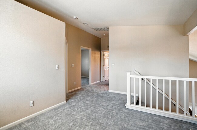 Building Photo - 9437 Red Spruce Way