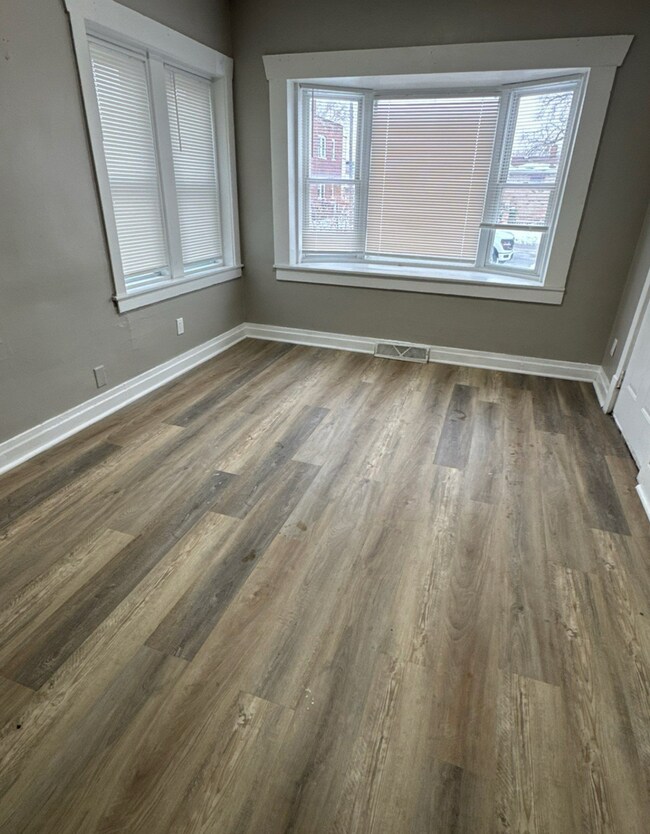 Building Photo - 3623 Parrish Ave