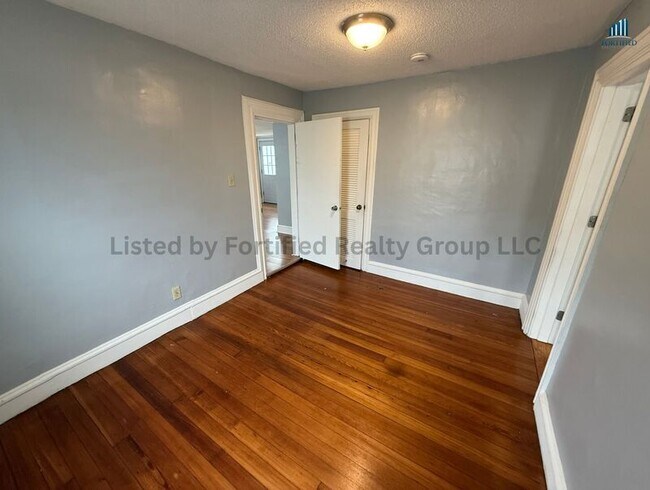 Building Photo - 795 N Underwood St