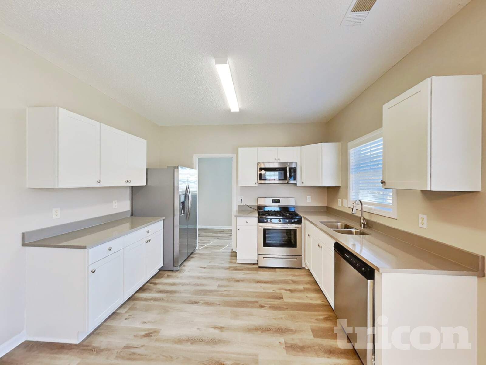 Building Photo - 10481 Sand Ct