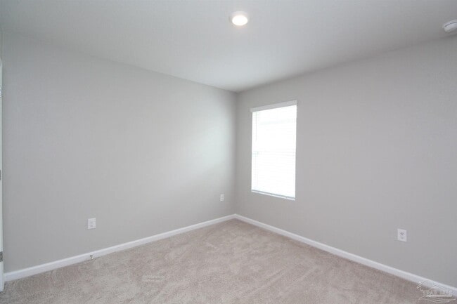 Building Photo - 7524 Oak Lake Blvd