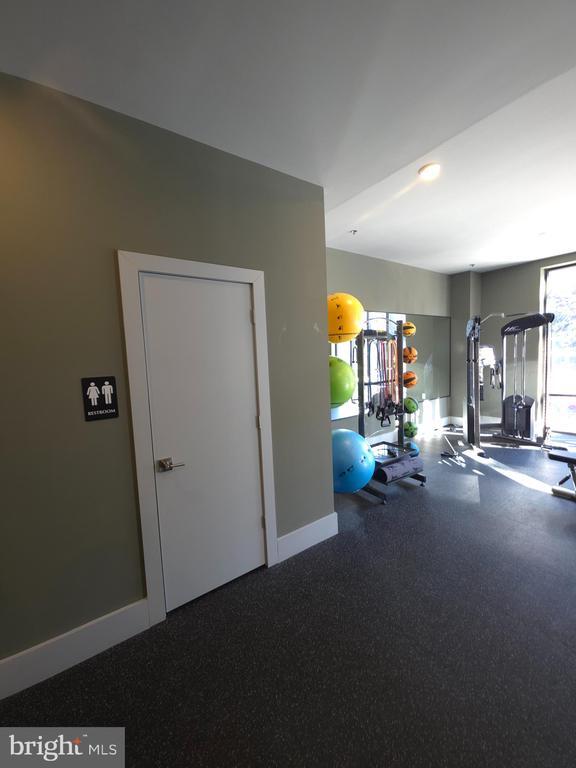 Building Photo - 3503 Midvale Ave