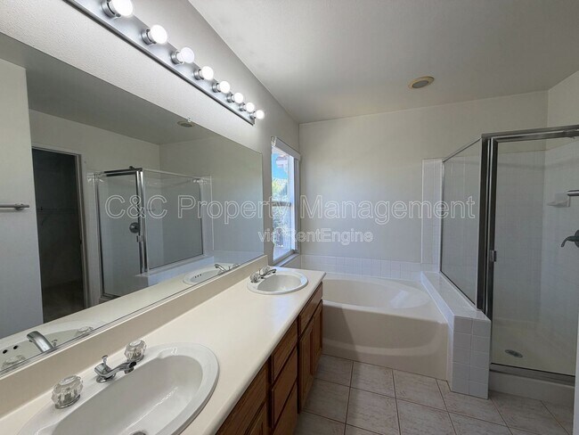 Building Photo - 9449 Compass Point Dr S