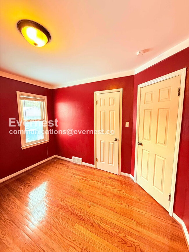 Building Photo - 11408 Seminole