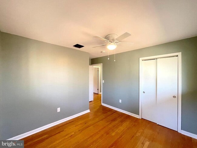 Building Photo - 9457 Boyds Turn Rd