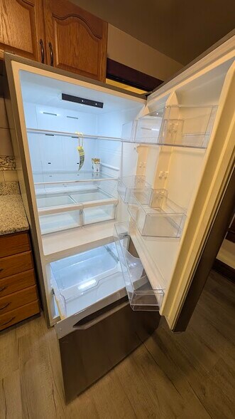 Building Photo - 1973 W 44th St