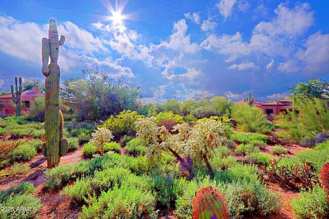 Building Photo - 6939 E Bramble Berry Ln