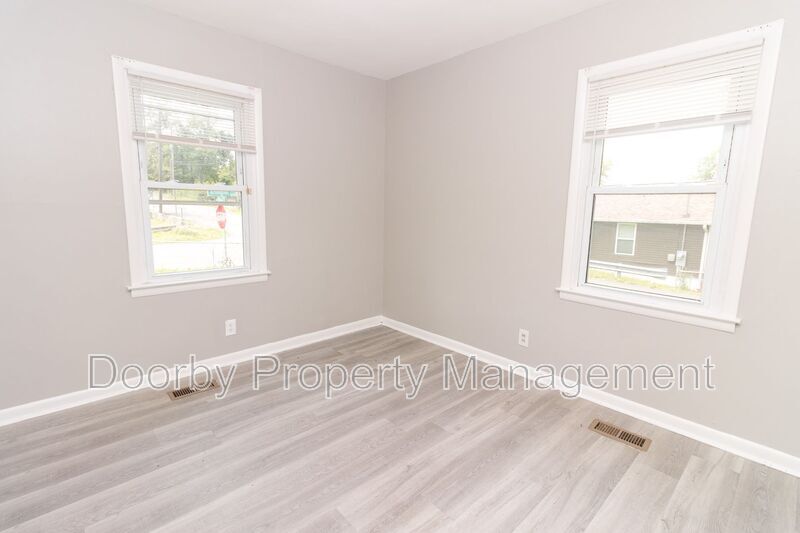 Building Photo - 1220 Arlington Ave