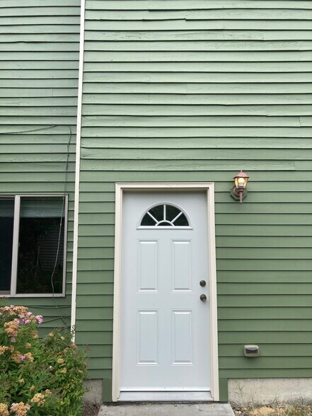 Front door - 8208 NE 115th Way
