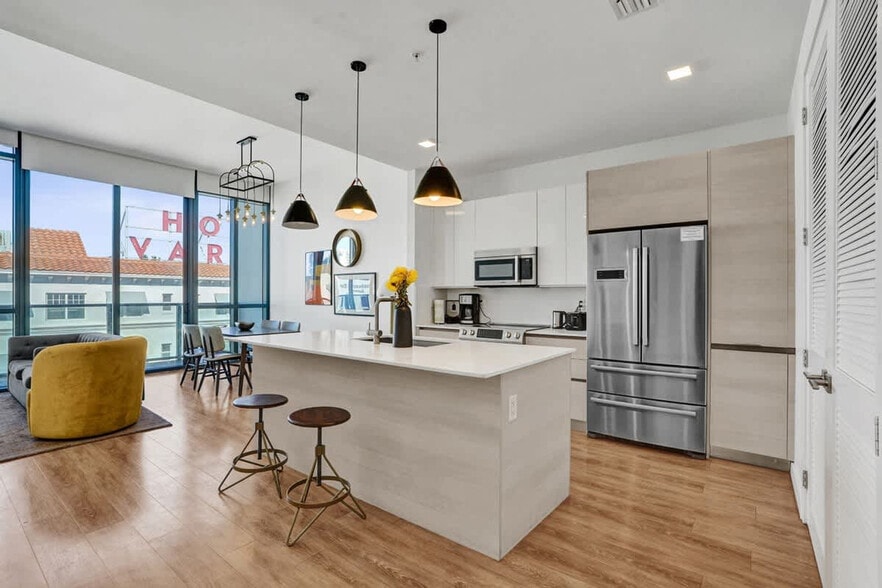 Building Photo - 1220 17th St