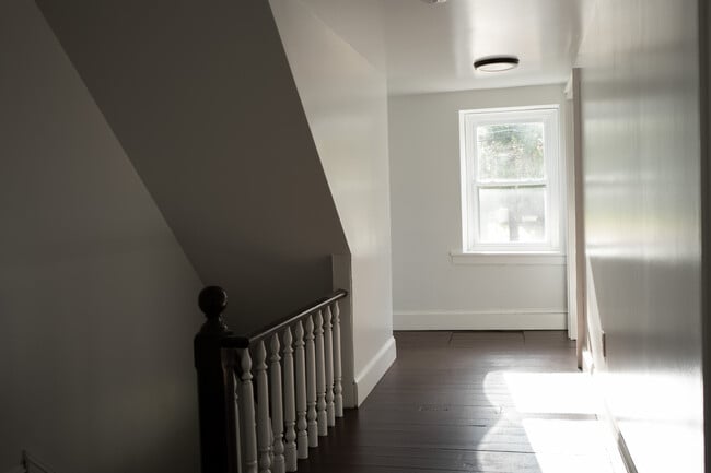 Building Photo - 197 Mercer Mill Rd