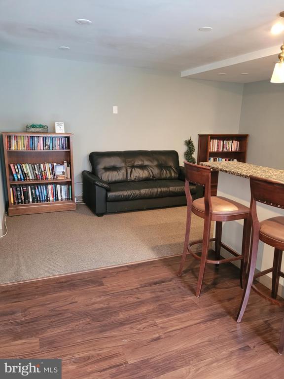 Building Photo - 1121 Arlington Blvd