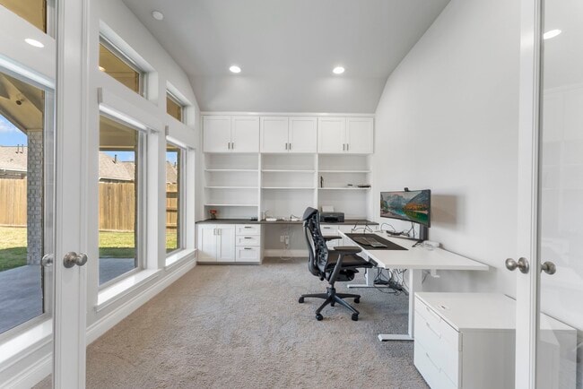 Building Photo - 9410 Mont Ellie Ln