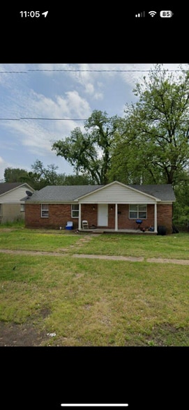Building Photo - 707 Cecelia Ave