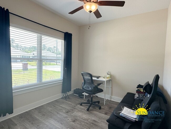 Building Photo - Beautiful 3 Bedroom Home in Milton!