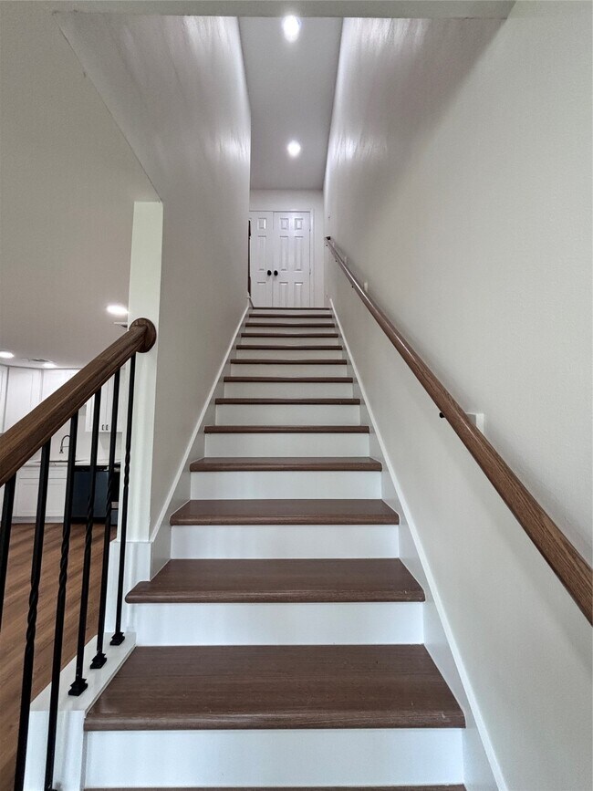 Building Photo - 9913 Porto Rico Rd