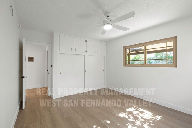 Building Photo - Stunning 3bd Home with Private Outdoor Oasis