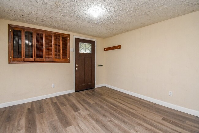 Building Photo - 4021 Eddie St