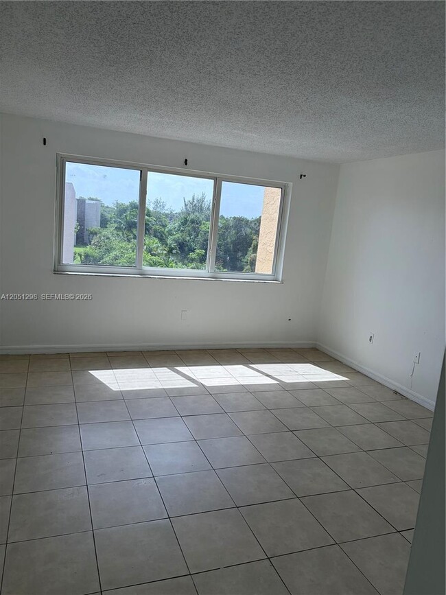 Building Photo - 6980 NW 186th St