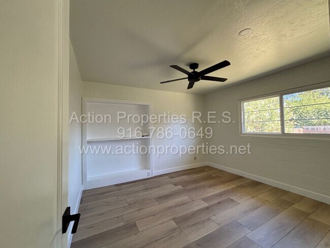 Building Photo - Modern Beauty of Downtown Roseville - 3 Be...