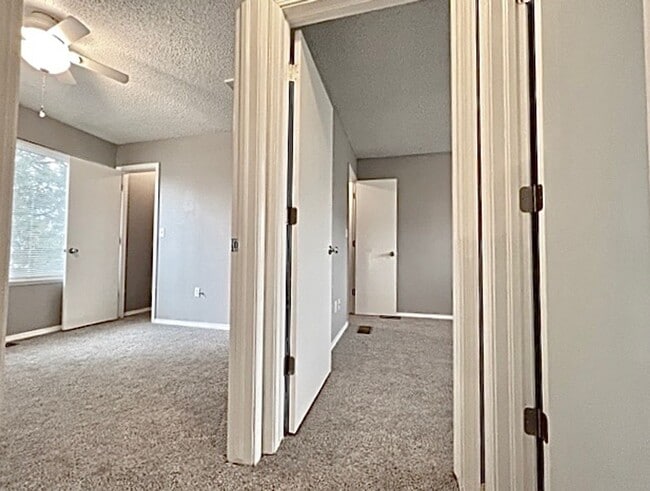 Building Photo - 3 Bedroom 1.5 Bath Home in Briargate with ...