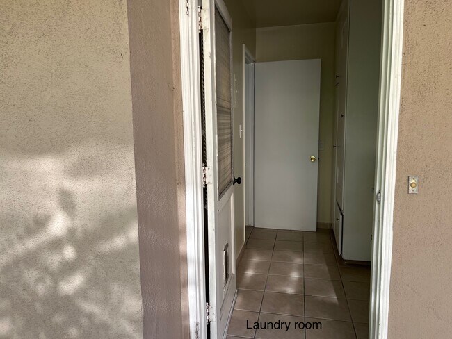 Building Photo - 1807 Bara Rd