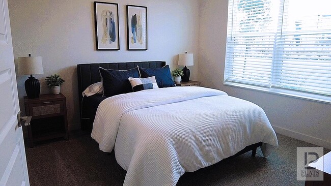 Building Photo - 1360 Log Pond Dr